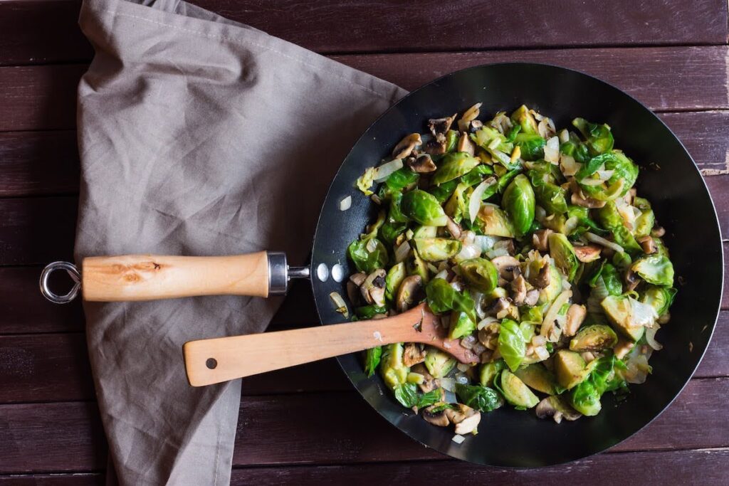 pan with mushroom and vege
